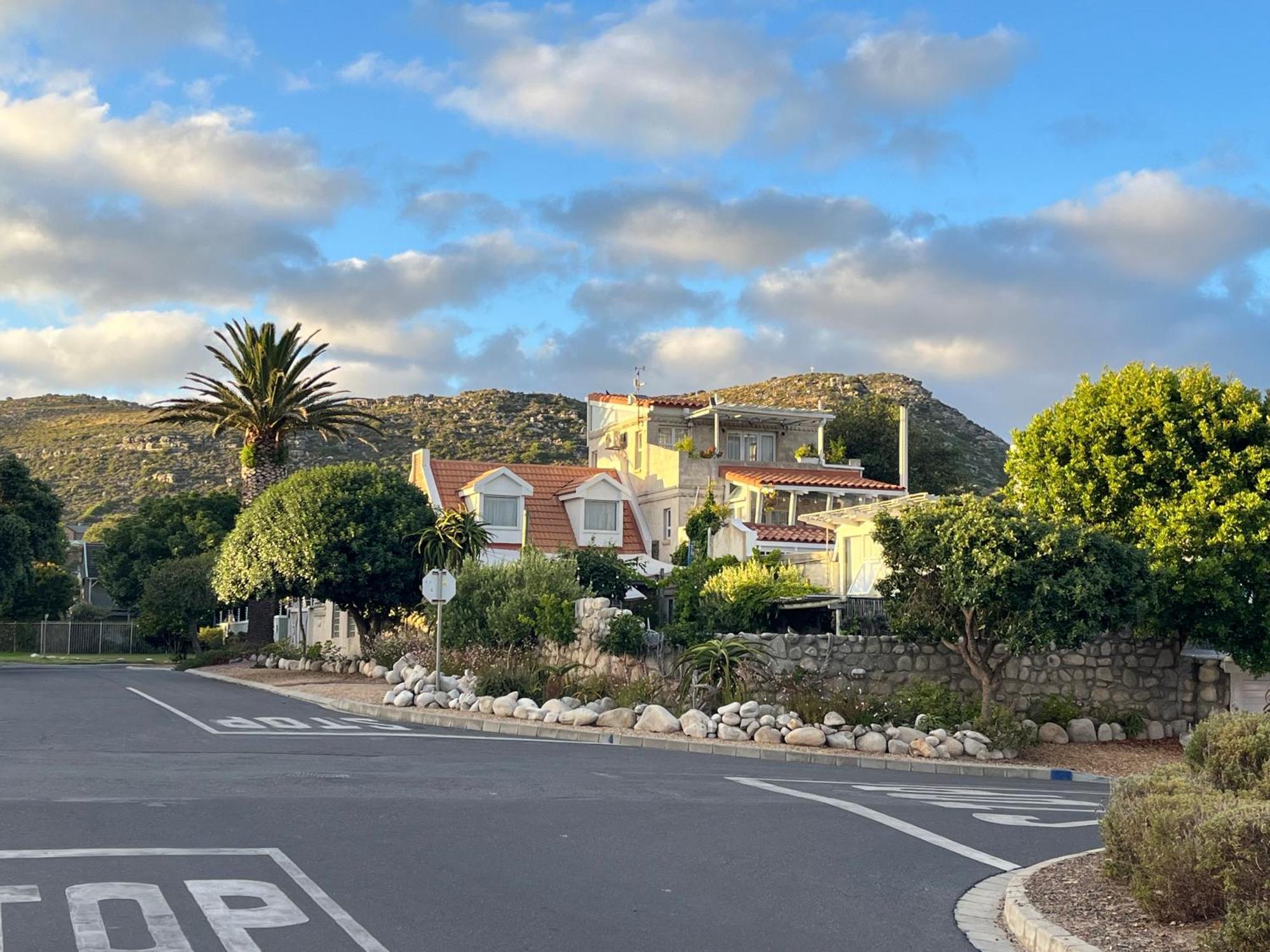 Storyhouse In Kommetjie Exterior foto